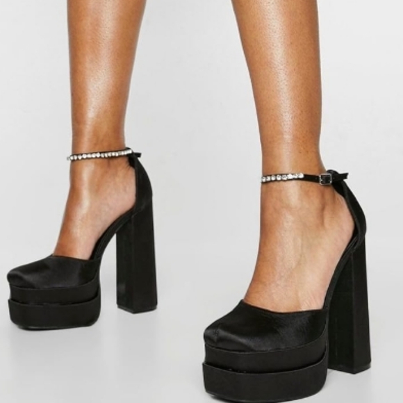 Rumbidza Shoes - NWOB Rumbidza Diamante Embellished Black Chunky Double Platform Heels. Size 8.5